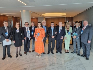 Da esq. para dir., Antônio Carlos Aguiar, Adriana Brasil Guimarães, Aloysio Corrêa da Veiga, Luiz Carlos Robortella, Maria Cristina Capanema Belmonte, Alexandre Agra Belmonte, Luiz Marinho, Bernardo Cabral, Rita Cortez, Cesar Marques e João de Lima Teixeira Filho