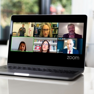 Da esq. para a dir., no alto, Marcos Soares, Edifrance Souza e Joelson Dias; embaixo, Ana Amelia Menna Barreto, Alba Valéria Guedes Fernandes da Silva e Paulo Renato Fernandes da Silva