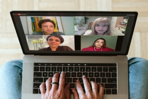 Presidente do IAB conclama mulheres a lutarem por paridade na advocacia 