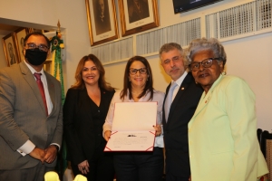 Da esq. para a dir., Jorge Rubem Folena de Oliveira, Leila Pose Sanches, Cláudia Franco Corrêa, Sydney Sanches e Edmée da Conceição Cardoso