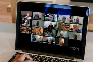 IAB é contra uso de recursos de fundos públicos no pagamento da dívida