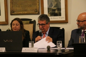  Da esq. para a dir., Camila Mendes Vianna Cardoso, Antonio Cesar Rocha Antunes de Siqueira e Cesar Pereira