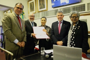 Da esq. para a dir., Jorge Rubem Folena, Sergio Tostes, Soraia da Rosa Mendes, Sydney Sanches e Edmée da Conceição Cardoso