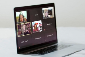 ‘O movimento sindical tem que defender a democracia e ir além das questões corporativas’, diz Rita Cortez 