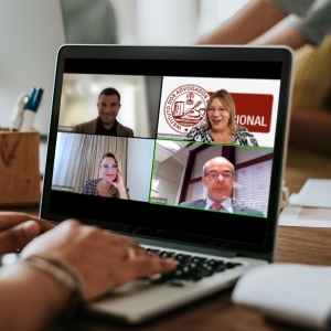 Da esq. para a dir., no alto, Matheus Puppe e Ana Amelia Menna Barreto; embaixo, Patrícia Madeiros e José Luiz Campos Xavier