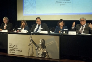 Da esq. para a dir., João de Lima Teixeira Filho, Rita Cortez, André Fontes, Rosana Salim Villela Travesedo e Manoel Messias Peixinho