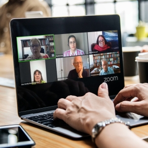 Da esq. para a dir., no alto, Maria Lucia Gyrão, Rachel Gomes de Lima e Leila Bittencourt; embaixo, Ana Amelia Menna Barreto, Luiz Dilermando e Francisco Amaral