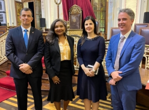  Da esq. para a dir., Fábio Tulio Barroso, Rogéria Gladys, Érica Ferraz e Erick Castro