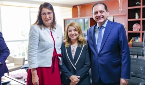  Da esq. para a dir., Maria da Glória Aquino, Iracema Vale e Reynaldo Fonseca 