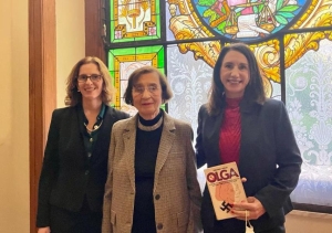 Da esq. para a dir., Simone Schreiber, Anita Leocádia Prestes e Marcia Dinis