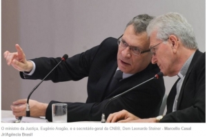 Entidades assinaram documento contra a intolerância e defendem soluções pacíficas