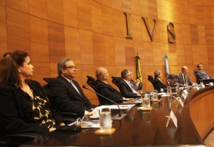 Adriana Brasil Guimarães integra mesa de honra na abertura de seminário no TJRJ