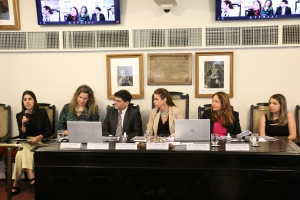 Da esq. para a dir., Verena Waisberg, Juliana Loss, Olympio Carvalho, Adriana Brasil Guimarães, Camila  Cardoso e Lilian Bertolani
