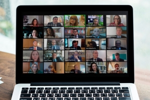 Desembargador do TJRJ Cesar Felipe Cury e oito advogados são empossados 