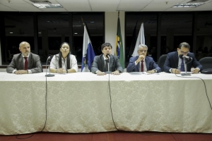 Da esq. para a dir., Marcus Vinicius Cordeiro, Viviann Brito Mattos, Marcio Cordeiro, Gustavo Tadeu Alkmim e Daniel Apolônio Vieira