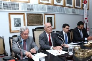 Da esq. para a dir., José Casalta Nabais, Adilson Rodrigues Pires, Tadeu Puretz e Rafael Duailibe Bacha