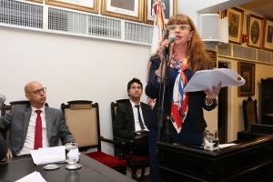 Da esq. para a dir., Marcio Barandier, Emerson Moura e, na tribuna, Kátia Tavares