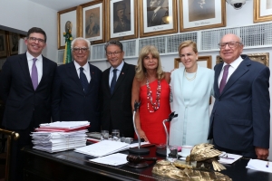 Da esq. para a dir., Luciano Bandeira, Miro Teixeira, Antonio Laért Vieira Junior, Rita Cortez, Ana Tereza Basílio e Sergio Tostes