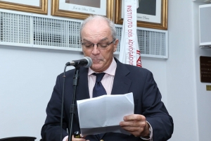 IAB rejeita PL que propõe alteração no Simples Nacional que já está em vigor