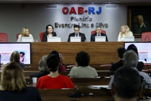 Da esq. para a dir., Andreia de Andrade Gomes, Deborah Portillo, Fábio Nogueira, Sydney Sanches e Renata Lisboa