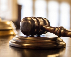 Dois advogados tomam posse administrativamente como membros efetivos 