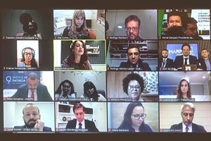 Presidente do IAB destaca a coragem da juíza Patrícia Acioli na entrega de prêmio da Amaerj 