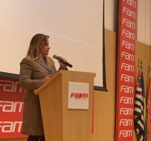 Luciana Barcellos Slosbergas