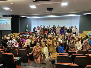 Fernanda Marinela representa o IAB em Campanha de Combate às Violências contra a Mulher