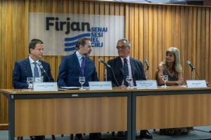 Da esq. para a dir., Claudio Lamachia, Dias Toffoli, Eduardo Eugenio Gouvêa Vieira e Rita Cortez