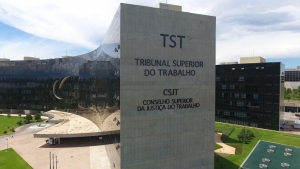 Instituto participa de julgamento no TST, que considera inconstitucional restrição a recursos