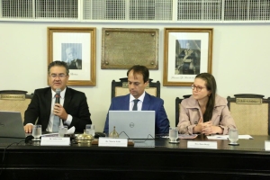 Da esq. para a dir., Solon Sehn, Márcio Ávila e Ilana Benjó