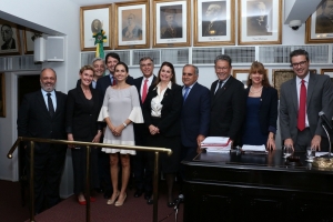 Procurador da República toma posse como membro honorário