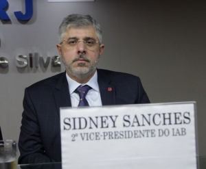 Sydney Sanches destaca a importância da moda na economia mundial, na OAB/RJ