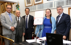 Da esq. para a dir., Jorge Folena, Adilson Rodrigues Pires, Márcio Ladeira Ávila, Ilana Fried Benjó e Sydney Sanches