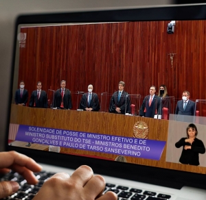 Presidente do IAB participa virtualmente de solenidade de posse no TSE 