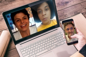   Da esq; para a dir., Maria Laura Canineu, Ana Míria Carinhanha e Salo de Carvalho