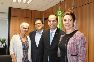 Da esq. para a dir., Maria Aparecida Gugel, Luis Antonio Camargo de Melo, Alberto Bastos Balazeiro e Alessandra Camarano