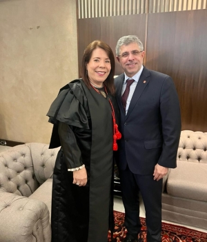 Kátia Valverde Junqueira e Sydney Limeira Sanches