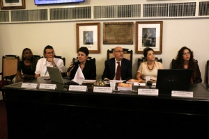 Da esq. para a dir., Taprê, Fabio Martins de Andrade, Adriana Amaral dos Santos, Antônio Sias, Renata Lira e Fernanda Futuro
