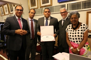 Especialistas nos direitos Marítimo e Tributário ingressam na Casa de Montezuma