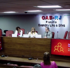 Da esq. para a dir., Monica Alexandre, Rita Cortez e Alexandre Bastos