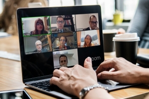 Maioria desaprova julgamento virtual no Tribunal do Júri, em debate no IAB