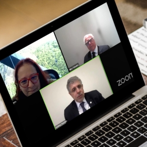 Da esq. para a dir., no alto, Vânia Aieta e Miro Teixeira; embaixo, Sydney Limeira Sanches