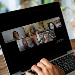 Da esq. para a dir., no alto, Ana Amelia Menna Barreto, Rita Cortez e Leila Bittencourt; embaixo, Maria Lucia Gyrão e Francisco Amaral