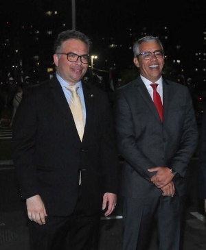 Daniel Blume Pereira de Almeida e Paulo Velten