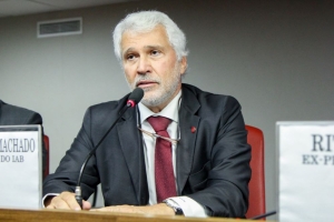 Carlos Eduardo Machado